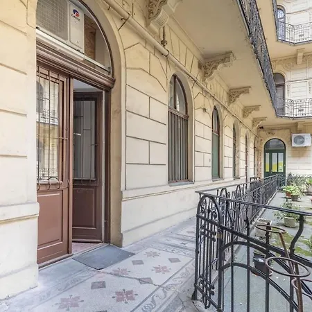 Ultra Modern For 3 Guests *