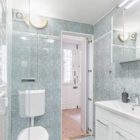 דירה Ultra Modern For 3 Guests *