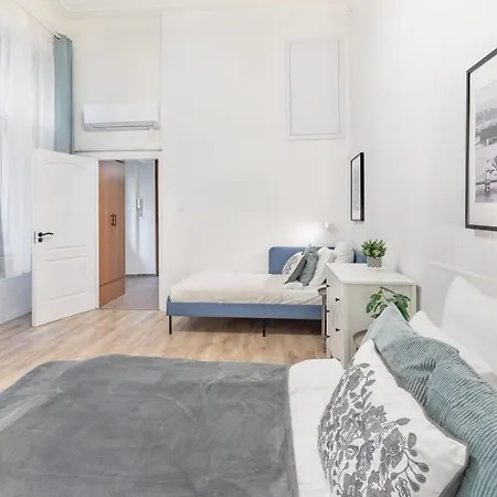 Rakoczi Residence - Blaha Metro Hub شقة *